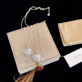 Серия Gucci Love Fearless, лаконичный, но не простой дизайн, осно