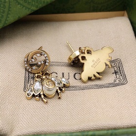Gucci Гуччи серьги-гвоздики с пчелками в ретро-стиле, с особо бле