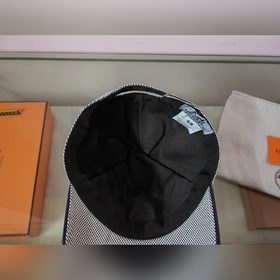 Hermes отгрузил холст, который отличается высоким качеством и при