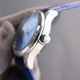 Новейшая модель женских часов Longines, популярная на платформе X