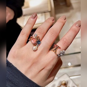 LV Louis Vuitton Кольцо с цветами Очень изысканное кольцо с дизай