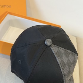Бейсболка Louis Vuitton Новая бейсболка LV, тщательно изготовленн