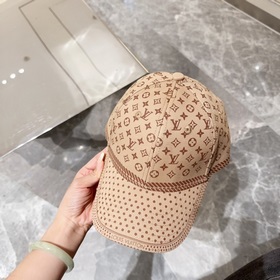 Louis Vuitton LV — это модель, которую можно носить в течение мно