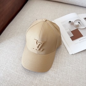 LV Louis Vuitton бейсболка. Легкая и дышащая. Идеальный крой, экс