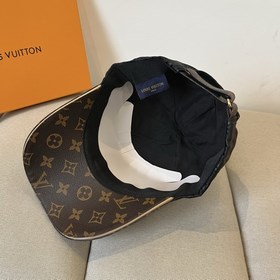 Бейсболка Louis Vuitton Новая бейсболка LV, тщательно изготовленн