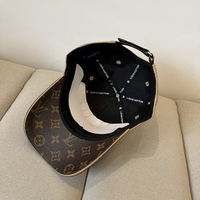 Бейсболка Louis Vuitton Новая бейсболка LV, тщательно изготовленн