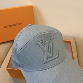 Бейсболка Louis Vuitton Новая бейсболка LV, тщательно изготовленн