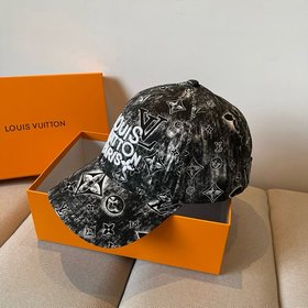 Бейсболка Louis Vuitton Новая бейсболка LV, тщательно изготовленн