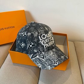 Бейсболка Louis Vuitton Новая бейсболка LV, тщательно изготовленн