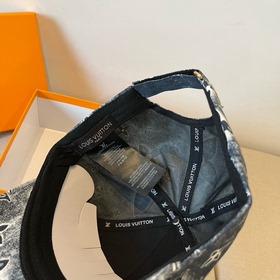 Бейсболка Louis Vuitton Новая бейсболка LV, тщательно изготовленн