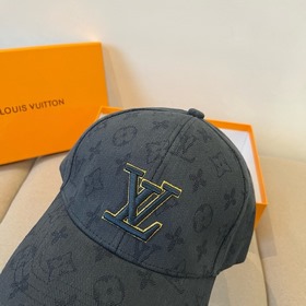 Бейсболка Louis Vuitton Новая бейсболка LV, тщательно изготовленн