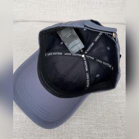 LV Louis Vuitton бейсболка. Легкая и дышащая. Идеальный крой, экс