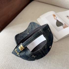 LV Louis Vuitton оригинальная вышитая бейсболка. Легкая и дышащая