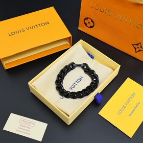 Браслет для пар Louis Vuitton с цепочкой в стиле кубинской цепи.