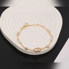 Crown Dior [Ожерелье и браслет Dior CD] О, Боже мой, это же наст