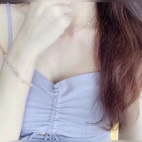 Crown Dior [Ожерелье и браслет Dior CD] О, Боже мой, это же наст