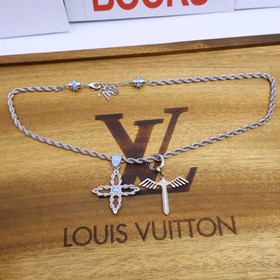 Новинка в продаже. Ожерелье Louis Vuitton LV. Оригинальный товар,