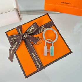 Новый товар в наличии, семь цветов наличии Hermès Cadenas Quizz R