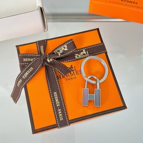 Новый товар в наличии, семь цветов наличии Hermès Cadenas Quizz R