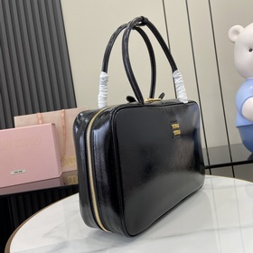 【Новинка】 Новая сумка для документов miu, изготовленная вручную и