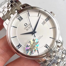 Часы Omega Seamaster. Изысканный тонкий корпус в сочетании с лако
