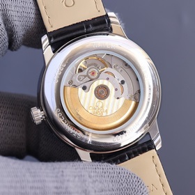 Классическая лунная фаза Omega. Серия часов Moonwatch, следуя тра