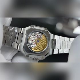 Factory Patek Philippe представляет новую серию часов CUBITUS 582