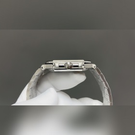 Factory Patek Philippe представляет новую серию часов CUBITUS 582