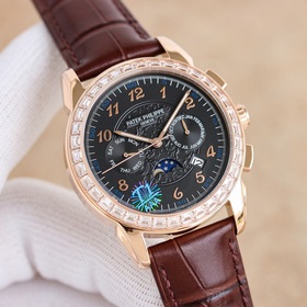 Patek Philippe впечатляет своим появлением. Диаметр циферблата 42