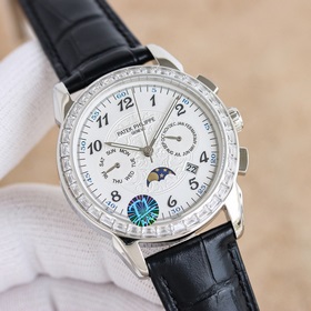 Patek Philippe впечатляет своим появлением. Диаметр циферблата 42