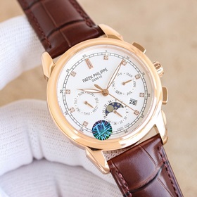 Patek Philippe впечатляет своим появлением. Диаметр циферблата 42