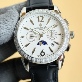 Patek Philippe впечатляет своим появлением. Диаметр циферблата 42