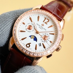 Patek Philippe впечатляет своим появлением. Диаметр циферблата 42