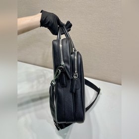 Новая сумка для документов 2VE021 Эта элегантная изысканная сумк
