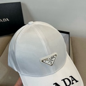 PRADA Новая классическая бейсболка. Версия для покупки через поср