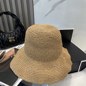 Новая модель шляпы Prada из рафии, полностью ручной работы, огран