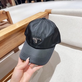 Новая трехмерная бейсболка Prada, изысканная и безупречная! Тщате