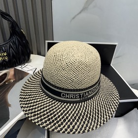 PRADA Пальто, шляпа в стиле знатной дамы, изготовлена из высокока