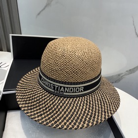 PRADA Пальто, шляпа в стиле знатной дамы, изготовлена из высокока