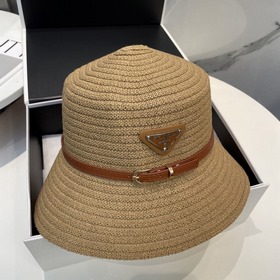 PRADA Пальто, шляпа в стиле знатной дамы, изготовлена из высокока