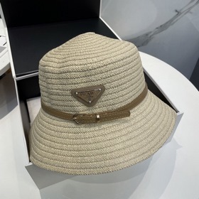 PRADA Пальто, шляпа в стиле знатной дамы, изготовлена из высокока