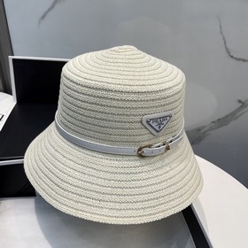 PRADA Пальто, шляпа в стиле знатной дамы, изготовлена из высокока
