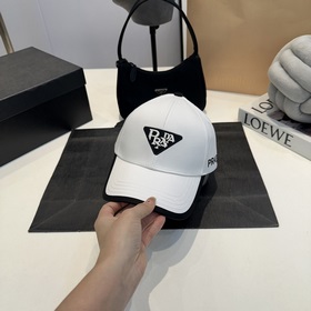PRADA Новая классическая бейсболка. Версия для покупки через поср