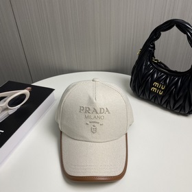 Prada * Рыбацкая кепка Очень стильная рыбацкая шапка, подходит ка