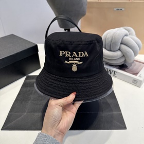 Рыбацкая шляпа Prada Оригинальный дизайн, привлекающий внимание И