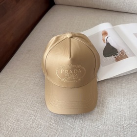Prada 2025 раннеосенняя новинка, брендовая бейсболка, классическа