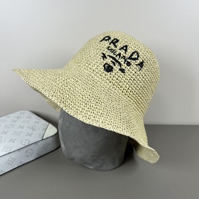 Новая классическая версия PRADA! Модный тренд, высокое качество и