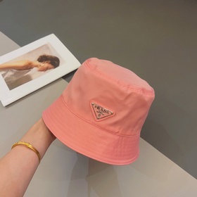 Prada PRADA, высококачественные металлические аксессуары, оригина