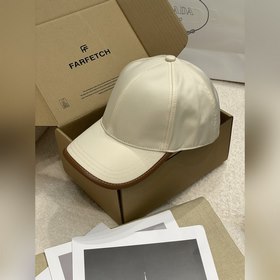 Prada/Прада Новая бейсболка Сбоку находится фирменный металлическ