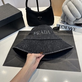 Prada весна-лето 2015 джинсовая рыбацкая кепка